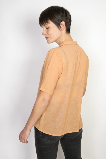Camisa vintage naranja pastel