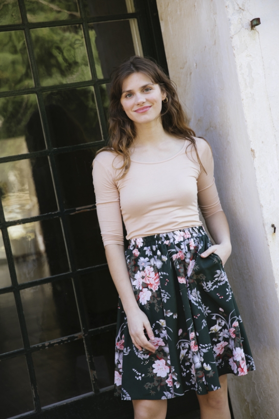 Falda midi verde oscuro con flores blancas y rosas con bolsillos- Ropa  mujer SusiSweetdress