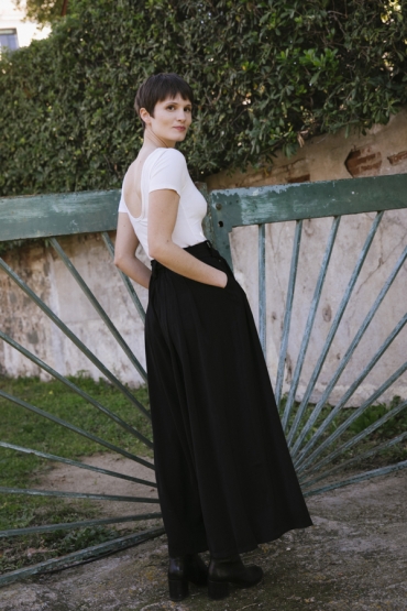 Pantalón palazzo negro sedoso