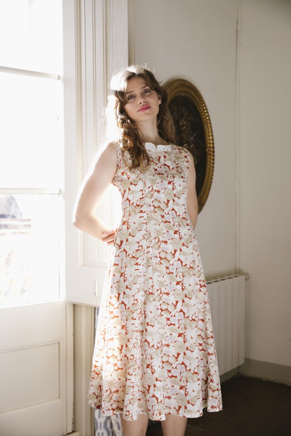Vestido vintage con flores peonias y crisantemos - Ropa mujer vintage SusiSweetdress