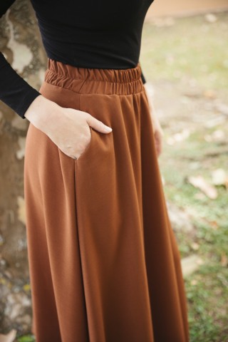 Falda maxi larga cobre