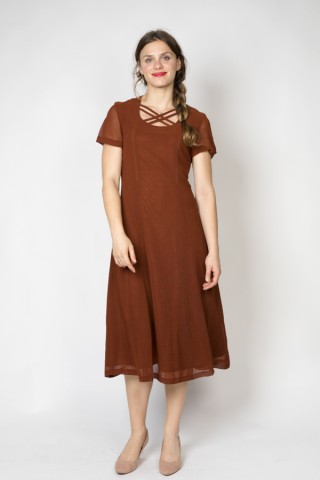 Vestido vintage marrón con detalle cruzado