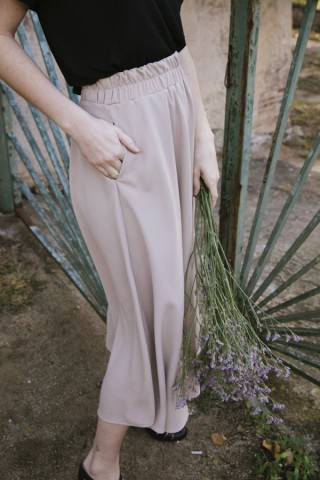 Falda maxi larga beis claro con bolsillos- Ropa mujer SusiSweetdress