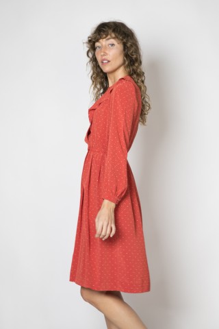 Vestido vintage rosa coral con topitos blancos