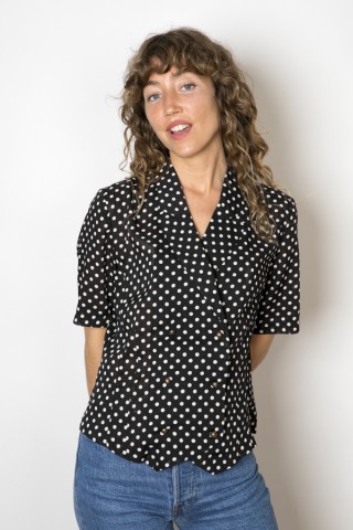 Camisa vintage negra topos blancos