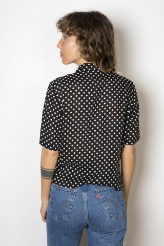 Camisa vintage negra topos blancos