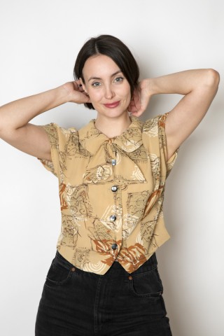 Camisa vintage beis estampado