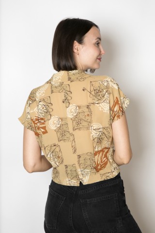 Camisa vintage beis estampado