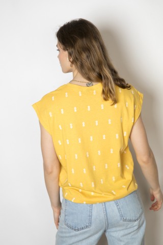 Camiseta SusiSweetdress amarilla con piñas blancas