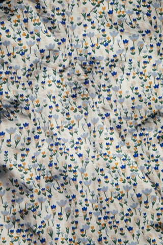 Pañuelo blanco con tulipanes azules-Complementos SusiSweetdress