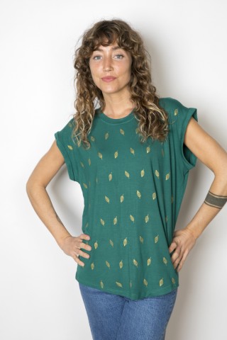 Camiseta SusiSweetdress verde bosque con hojas doradas