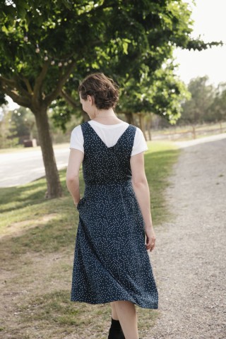 Vestido escotado verde oscuro con topos blancos- Colección SusiSweetdress