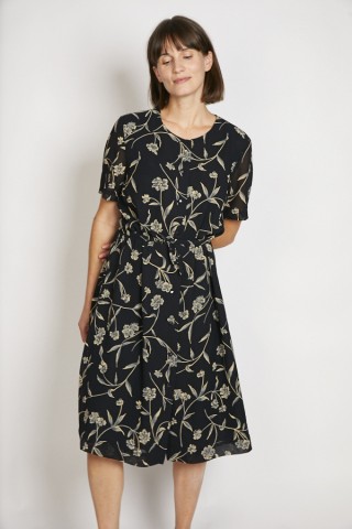 Vestido vintage negro con flores