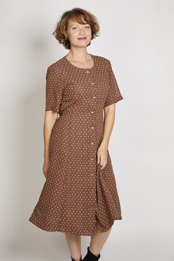 Vestido vintage marrón con punto desigual blanco- Ropa mujer vintage SusiSweetdress