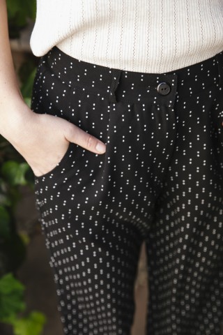 Pantalón palazzo recto negro con puntos blancos - Ropa SusiSweetdress