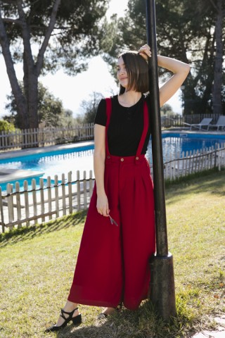 Pantalón palazzo rojo con tirantes - Ropa SusiSweetdress