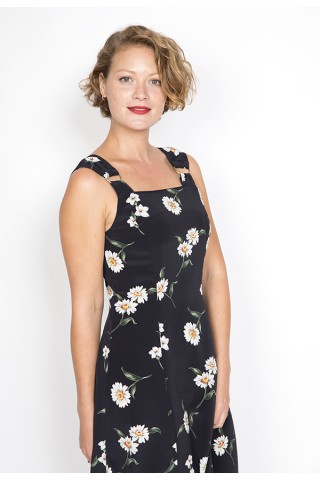 Vestido vintage negro con margaritas blancas - Ropa mujer vintage SusiSweetdress