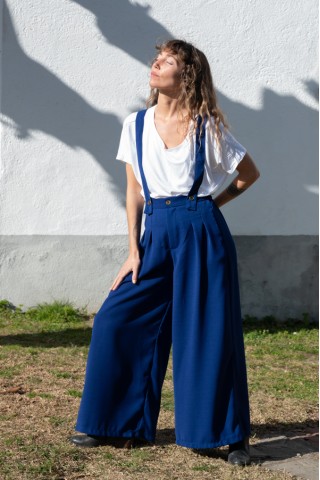 Pantalón palazzo azul con tirantes- Ropa SusiSweetdress