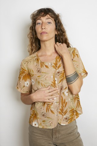 Camisa vintage marrón claro flores y hojas - Ropa mujer SusiSweetdress
