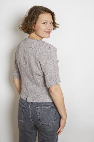 Camisa vintage lila flores blanco roto - Ropa mujer SusiSweetdress