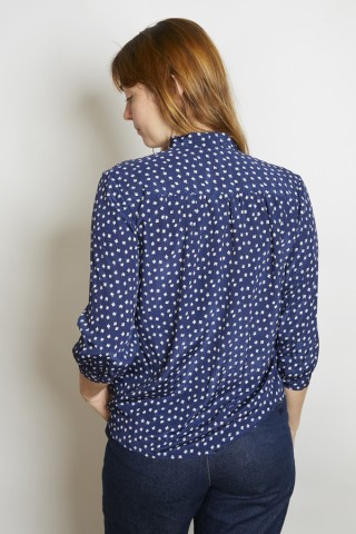 Camisa vintage azul marino flores blancas - Ropa mujer SusiSweetdress