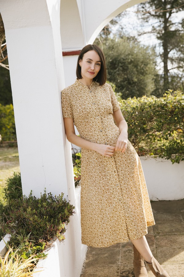 Falda midi verde flores naranjas con bolsillos Falda midi verde flores naranjas con bolsillos