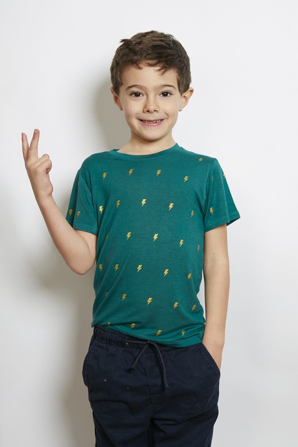 Camiseta verde con rayos dorados- Ropa infantil SusiSweetdress