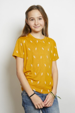 Camiseta ocre con hojas blancas- Ropa infantil SusiSweetdress