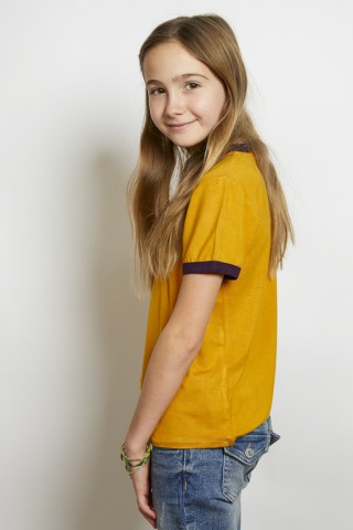 Camiseta ocre con bordes lilas- Ropa infantil SusiSweetdress