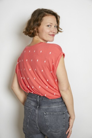 Camiseta SusiSweetdress rosa con rayos blancos- Ropa mujer SusiSweetdress