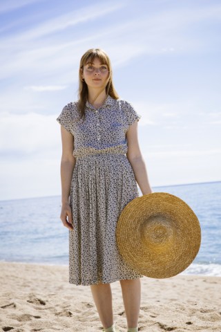 Vestido vintage blanco roto con florecitas azul marino- Ropa mujer vintage SusiSweetdress