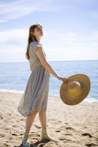 Vestido vintage blanco roto con florecitas azul marino- Ropa mujer vintage SusiSweetdress