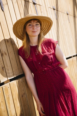 Vestido vintage rojo con flores negras- Ropa mujer vintage SusiSweetdress