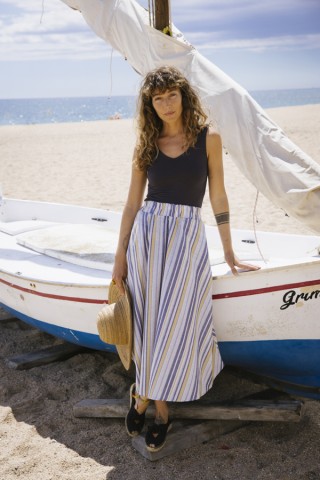 Falda maxi larga blanca con rayas azules y amarillas con bolsillos- Ropa mujer SusiSweetdress