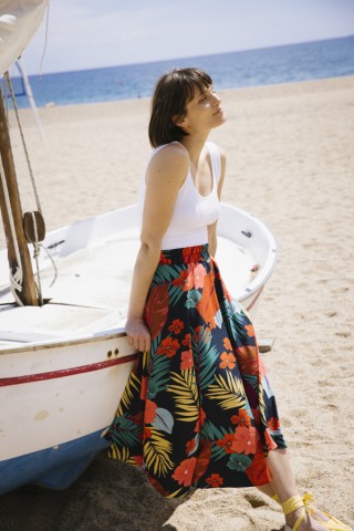 Falda maxi larga azul con hojas tropicales de colores con bolsillos- Ropa mujer SusiSweetdress