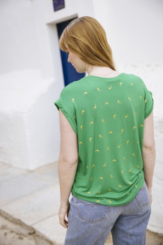 Camiseta SusiSweetdress verde con delfines dorados- Ropa mujer SusiSweetdress