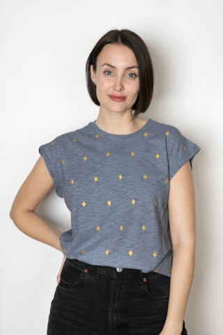 Camiseta SusiSweetdress azul grisáceo con rombos dorados- Ropa mujer SusiSweetdress