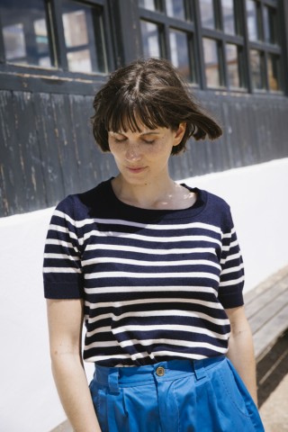 Jersey fino beis con rayas azul marino- Ropa SusiSweetdress