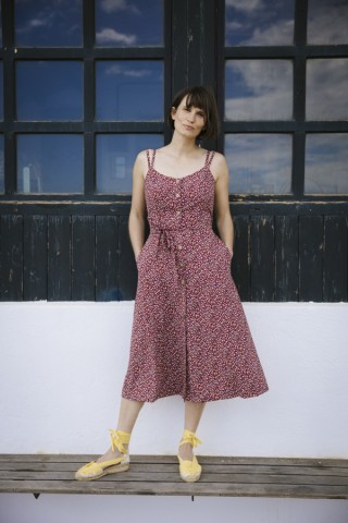Vestido granate flores blancas  con doble tirante- Colección SusiSweetdress