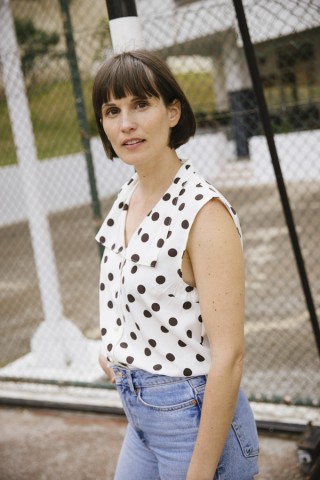 Camisa vintage blanco roto con lunares negros- Ropa mujer SusiSweetdress