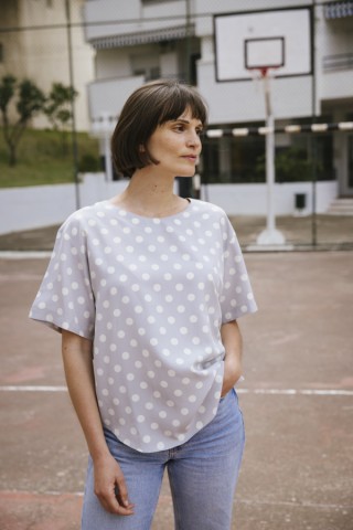 Camisa vintage gris claro con lunares blancos- Ropa mujer SusiSweetdress