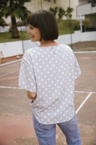 Camisa vintage gris claro con lunares blancos- Ropa mujer SusiSweetdress