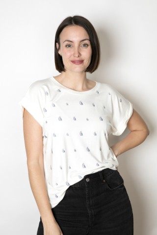 Camiseta SusiSweetdress blanca con barcos azules- Ropa mujer SusiSweetdress