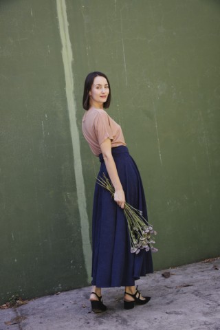 Falda maxi larga cruzada de pana en azul marino - Ropa mujer SusiSweetdress