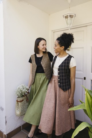 Falda maxi larga anaranjada con chispeado negro con bolsillos- Ropa mujer SusiSweetdress