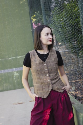 Chaleco marrón en espiga beis y granates- Ropa SusiSweetdress