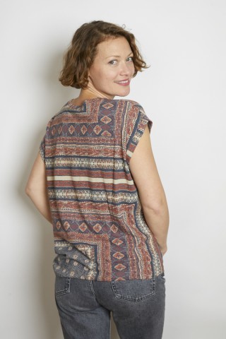 Camiseta SusiSweetdress en formas geométricas- Ropa mujer SusiSweetdress