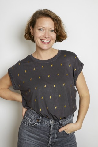 Camiseta SusiSweetdress gris oscuro con rayos dorados- Ropa mujer SusiSweetdress
