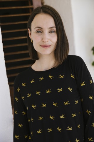 Camiseta SusiSweetdress negra con pájaros dorados manga larga- Ropa mujer SusiSweetdress