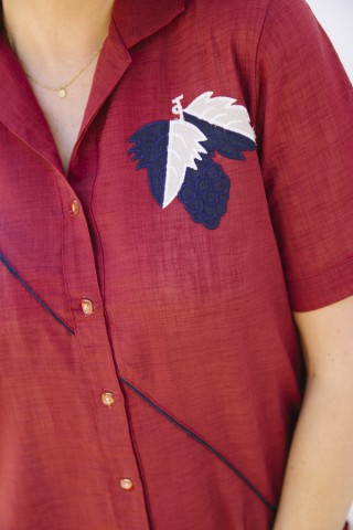 Camisa vintage roja con estampado de hojas- Ropa mujer SusiSweetdress